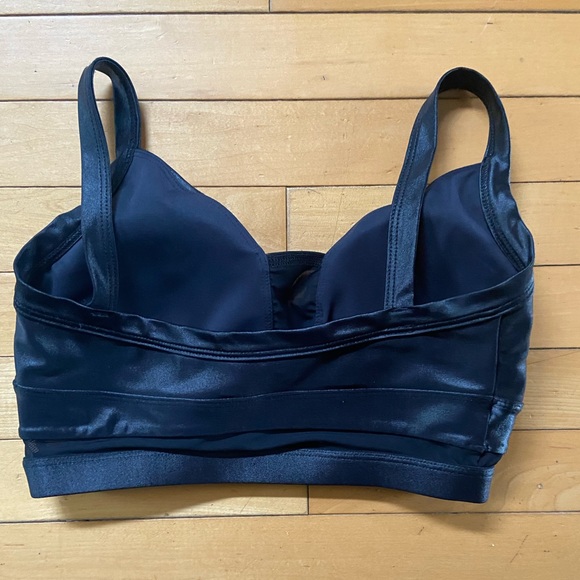 Sexy workout bra. - Picture 2 of 3